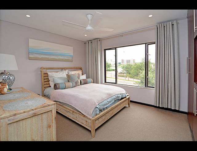 3 BEDROOM APARTMENT FOR SALE IN GREENSTONE HILL